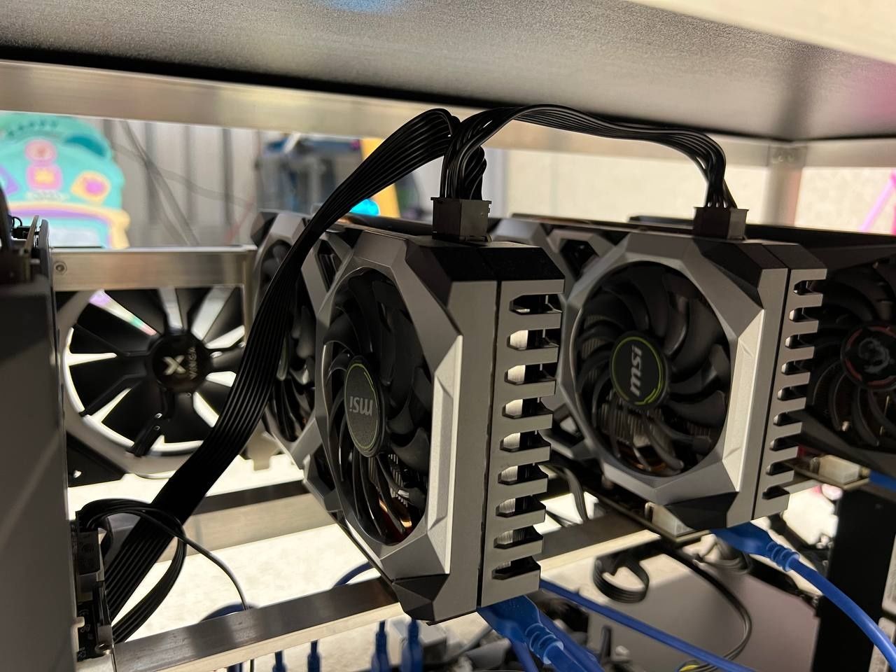 Майнінг ферма MSI GTX 1660 SUPER 6GB.