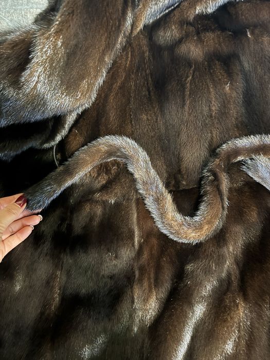 Шуба з натурального хутра норки, розмір від хс до л