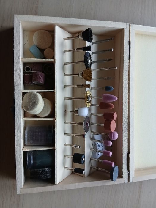 Zestaw do szlifowania 100 elem. SILVER