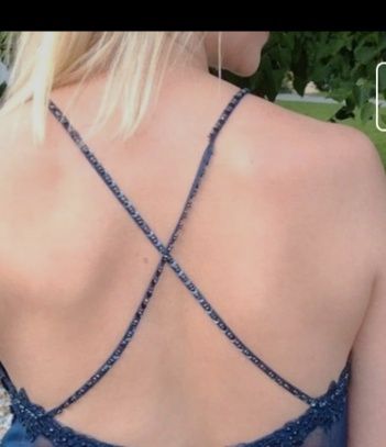 Granatowa tiulowa sukienka na karnawał na studniówkę 36