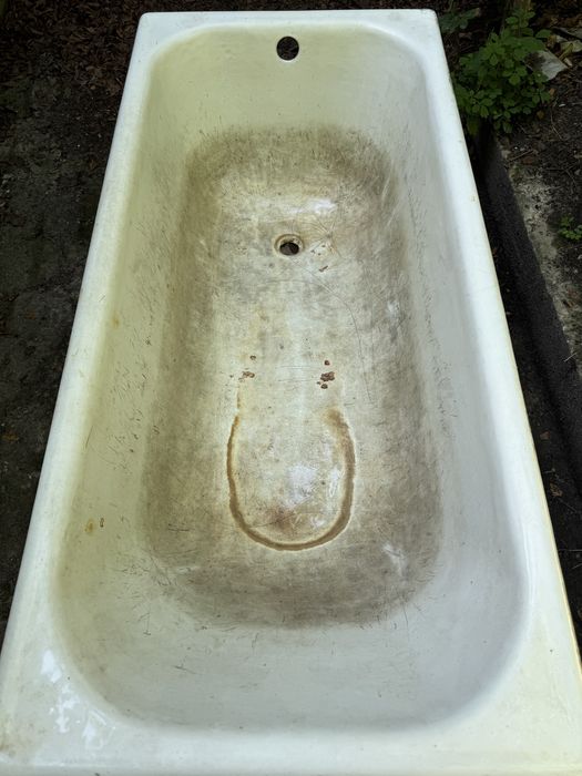 Чавунна ванна (самовивіз)