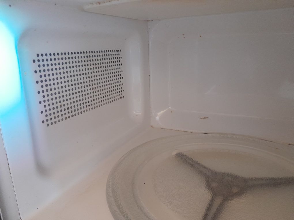 Vendo microondas branco da Electronia usado