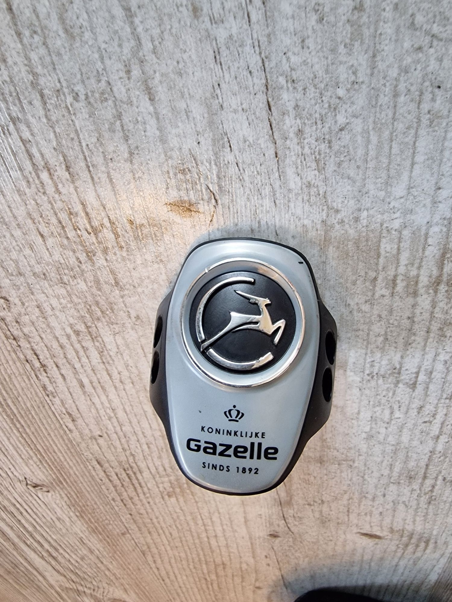 Emblemat logo Gazelle