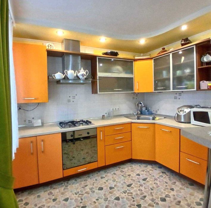 Продам 3 кімн. квартиру  на Полтавській