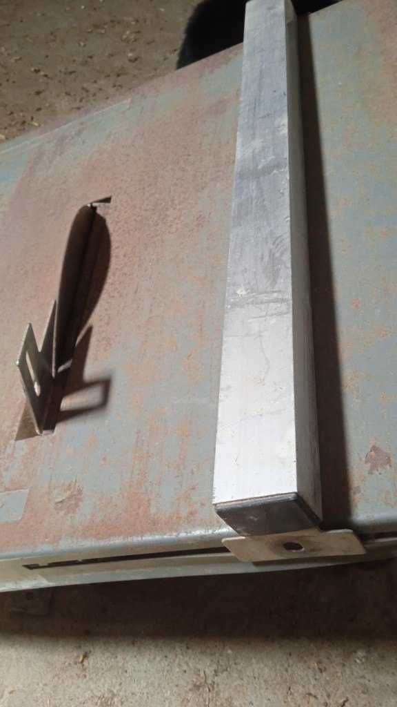 Máquina de cortar azulejos a água PRACTIL . Negociável, Para Desocupar