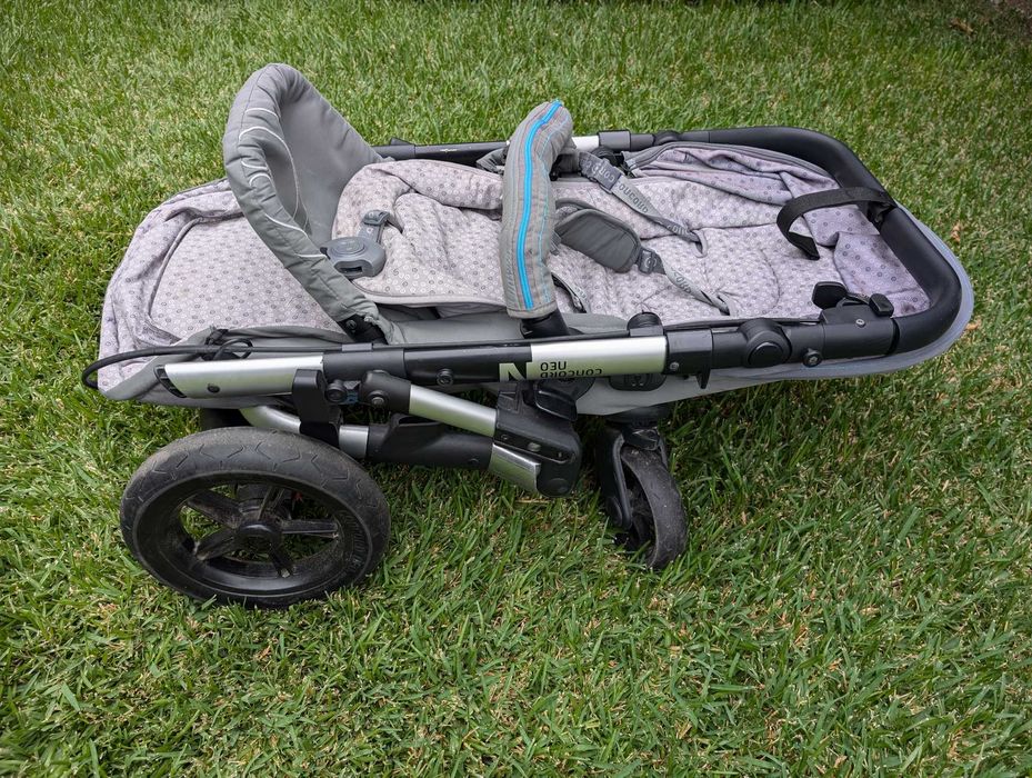 Carrinho Concord neo, Slider e Ovo Concord com respetiva Base isofix