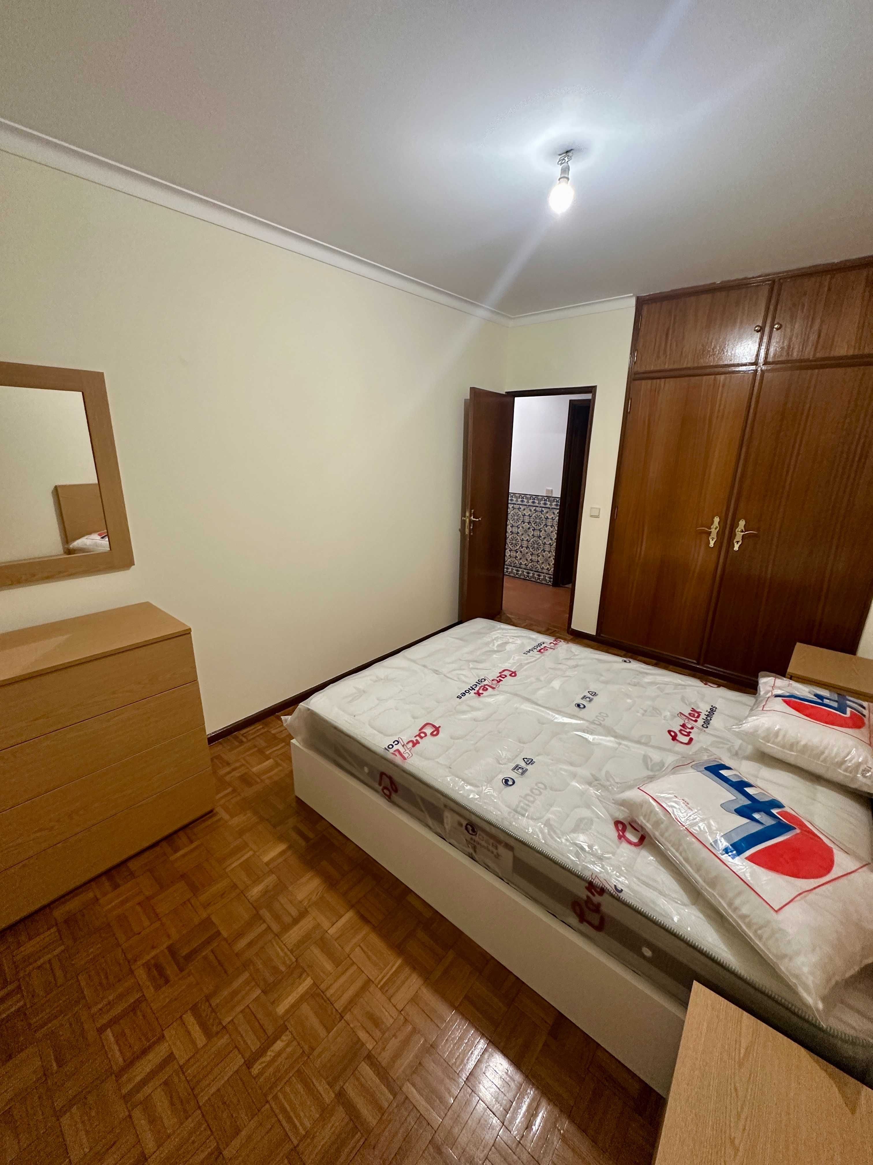 Apartamento T2 à venda na Rua Alexandre Herculano