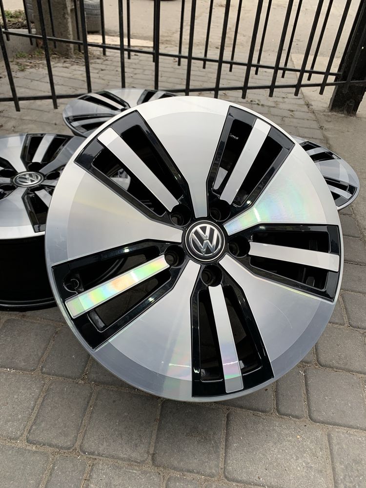 Оригинальные литые диски 17 5/112 Volkswagen Passat eGolf Jetta E-Bora