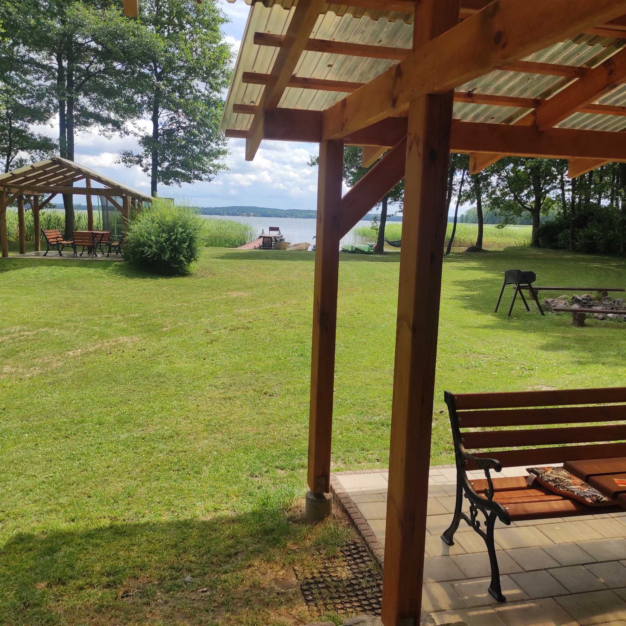 domek nad jeziorem MAZURY własna linia brzegowa łódka kajaki kominek