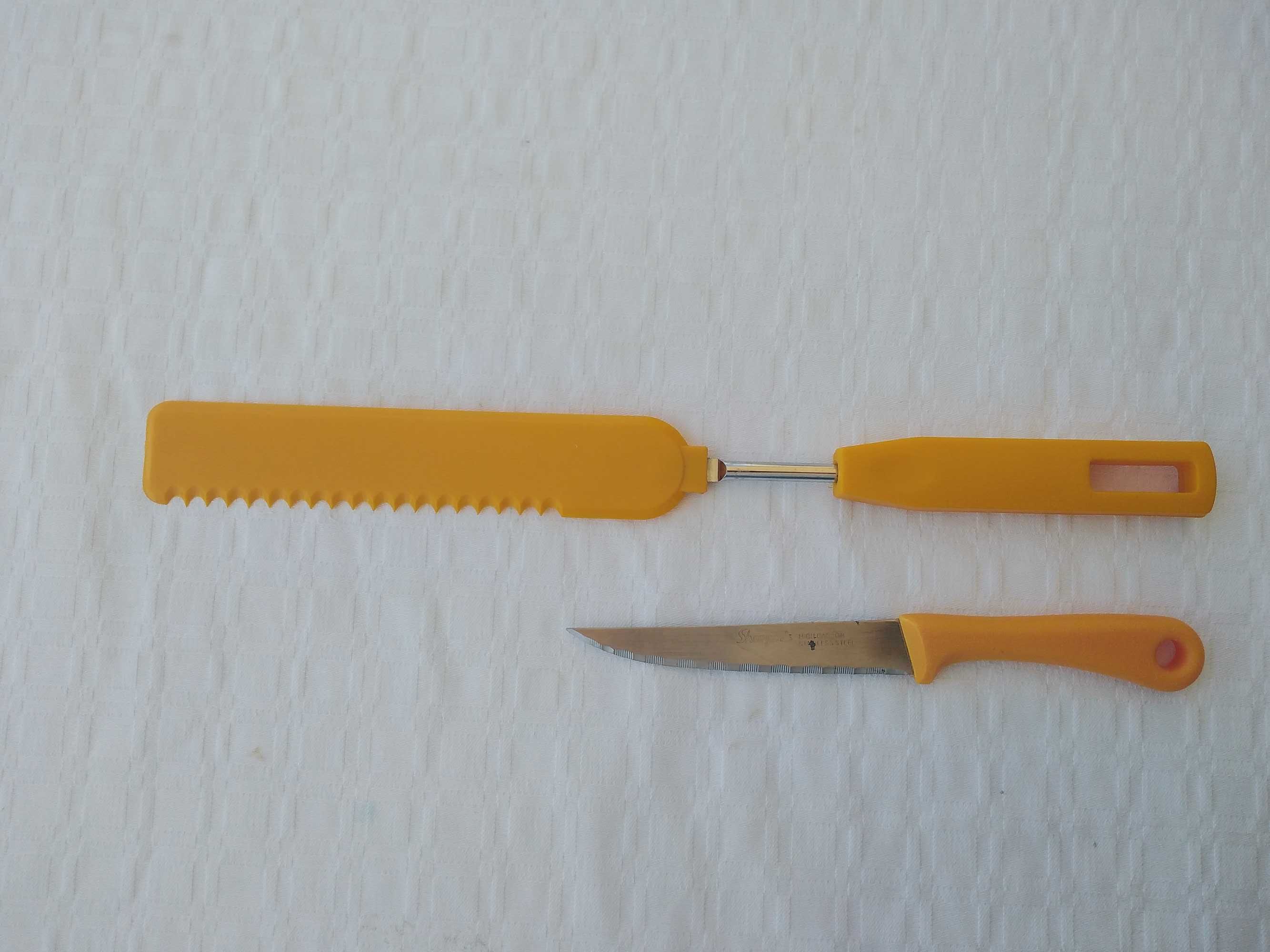 2 Facas de Serrilha