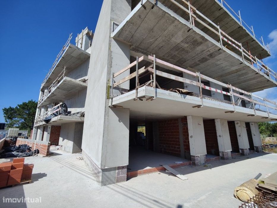 Apartamento T2 novo, na Nazaré