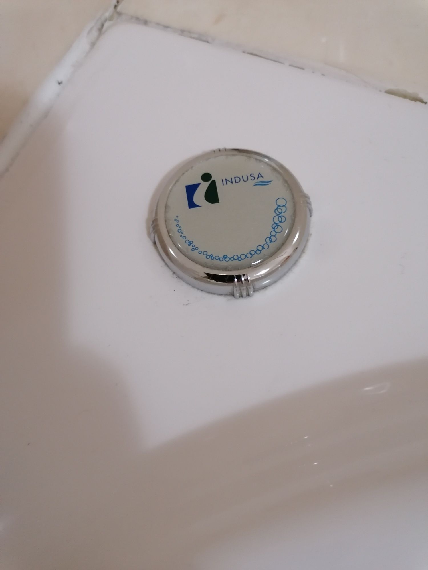Banheira hidromassagem indusa Vendo peças