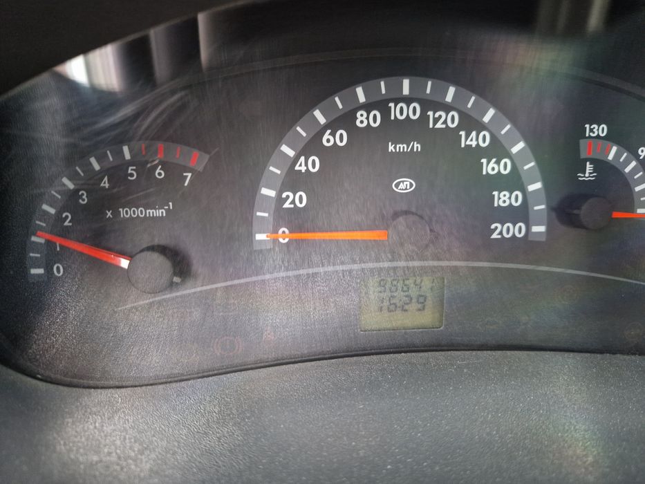 Автомобиль ВАЗ 1118