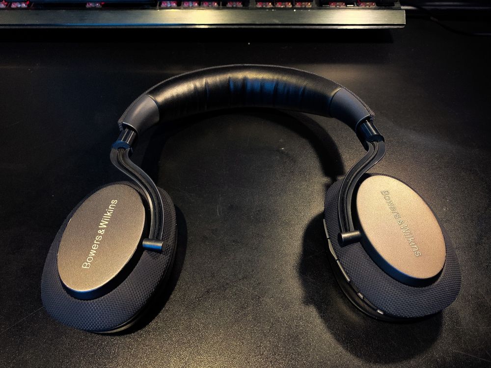 Bowers i Wilkins px ( grey ) ANC