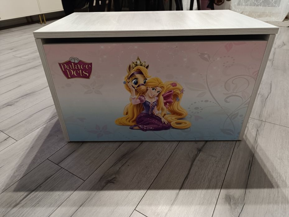 Skrzynia z kolekcji palace pets