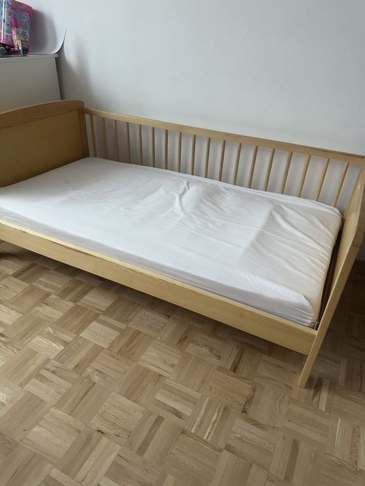 Łóżeczko dziecięce 140*70 cm