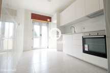 Apartamento T2 com garagem