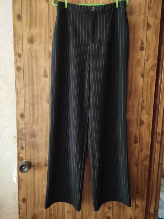 Брюки женские Terranova новые,  отличного качества, размер М-L