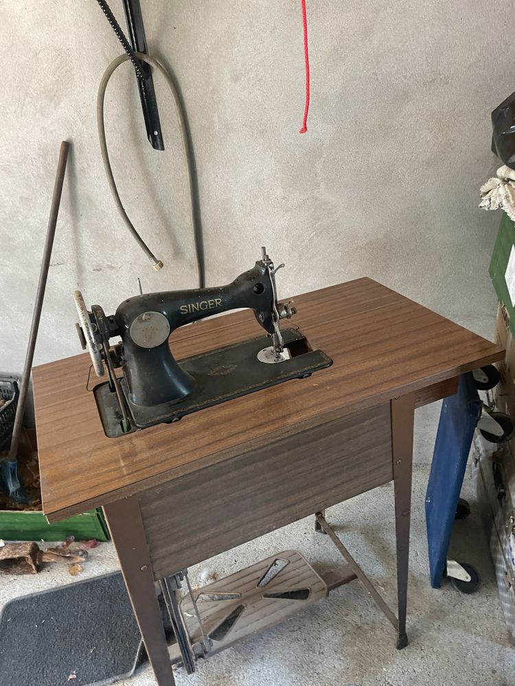 Reboque, maquinas custuras, motoserra e gerador
