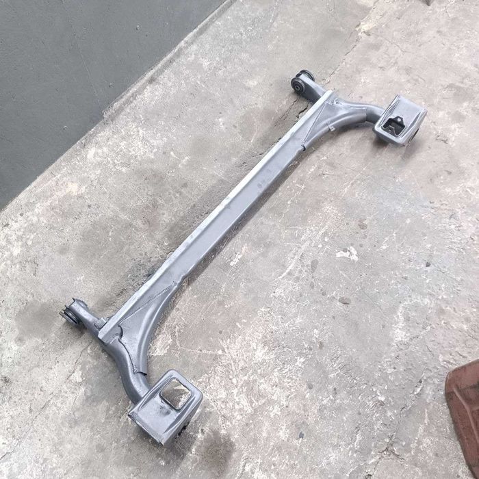 Балка задняя Ваз 2108-2115
идеальная
21080-291400800