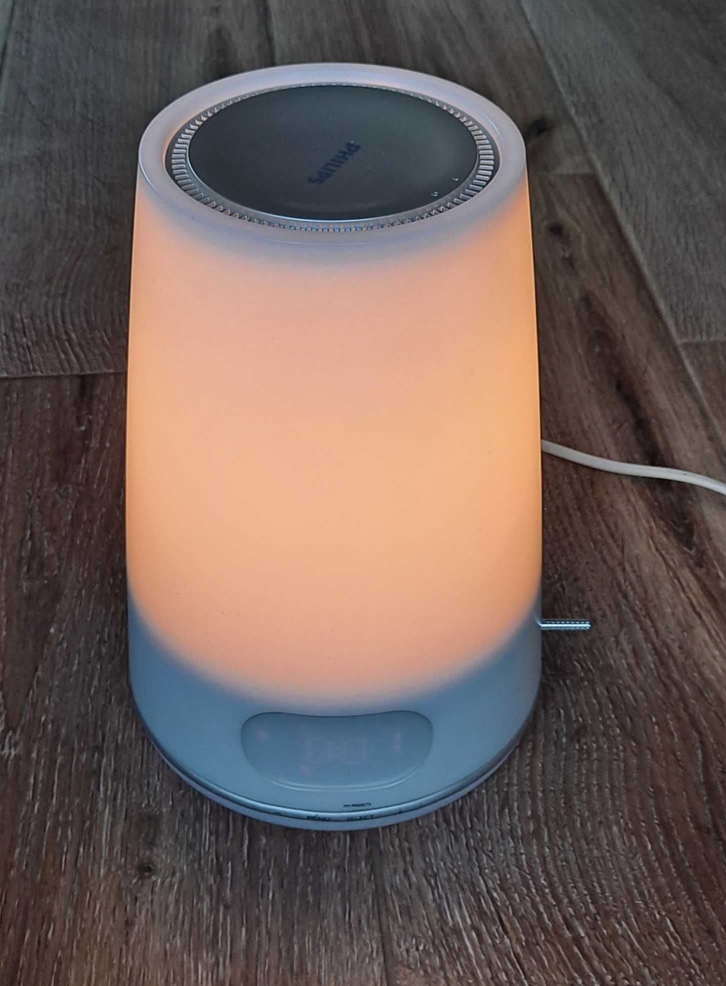 Lampka z radiem  PHILIPS  HF3485
