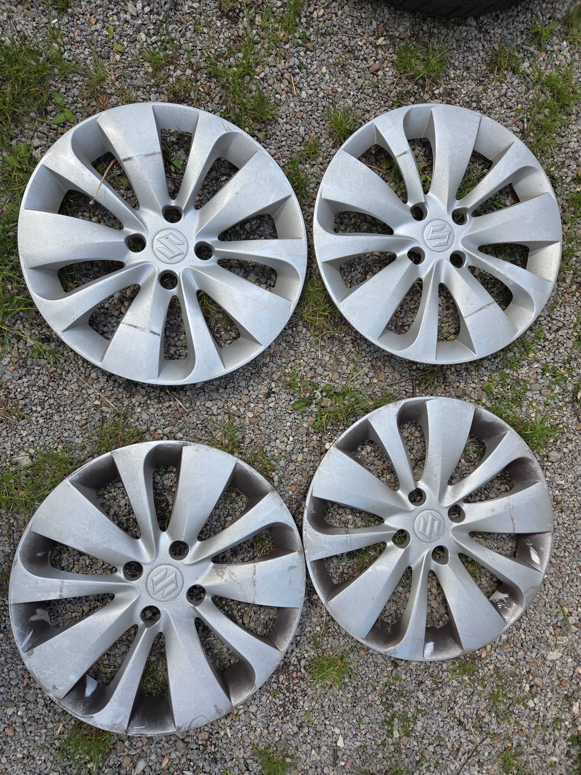 Koła z felgą stalową 15''  4x100, opony 175/65 R15 Toyo Snowprox s943