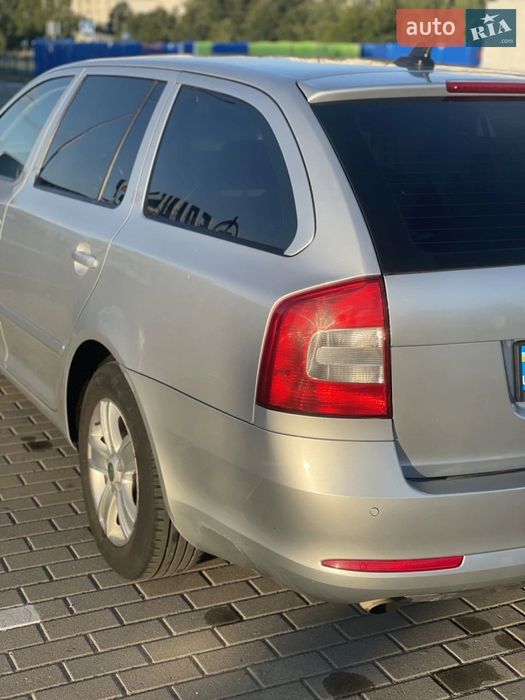 Skoda Octavia 2011
Skoda Octavia II покоління/A5 (FL)