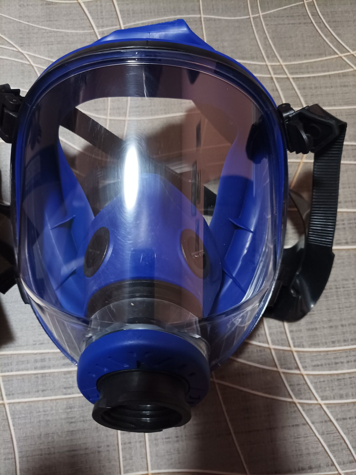 Полнолицевая маска -противогаз