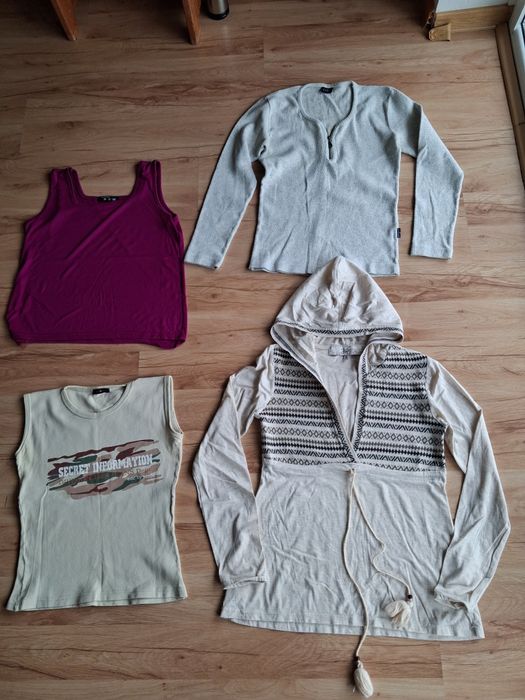 Zestaw ubrań damskich