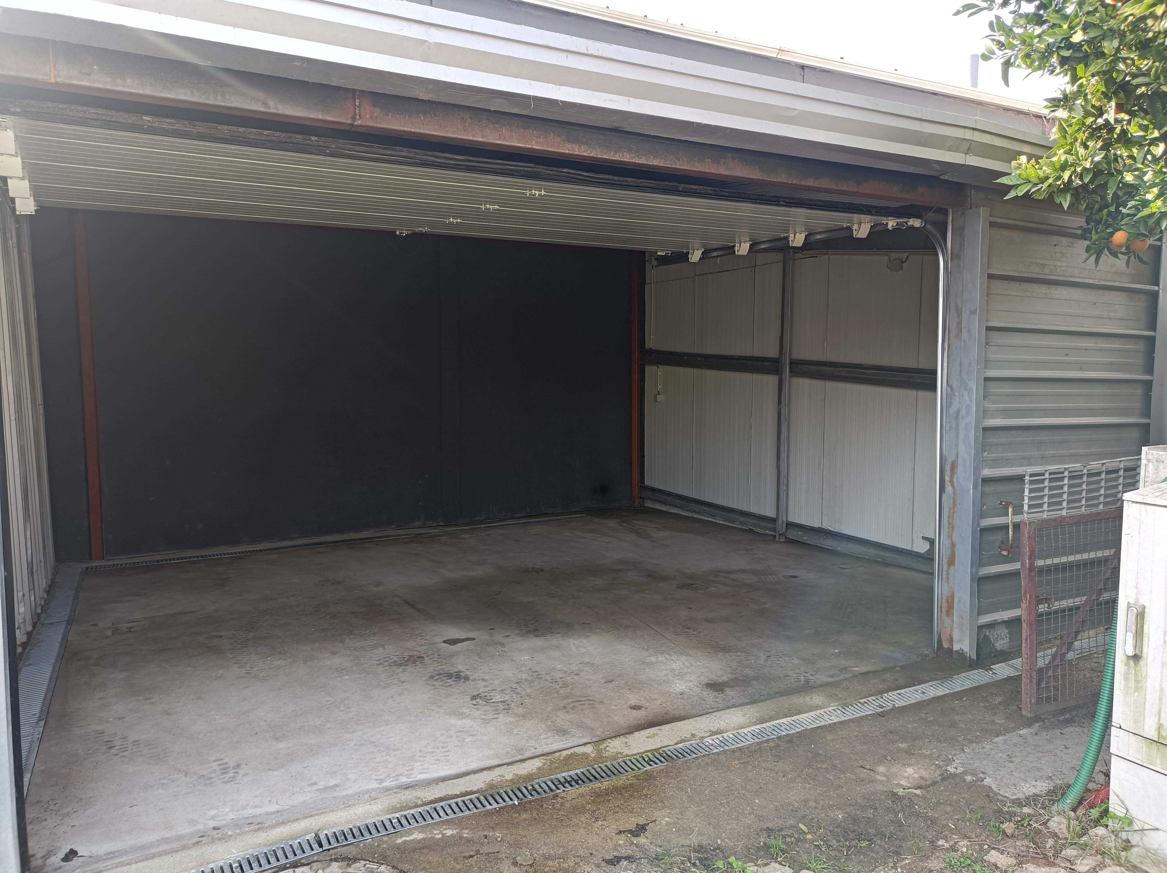 Armazém 80 m2 (ou 40m2x2)