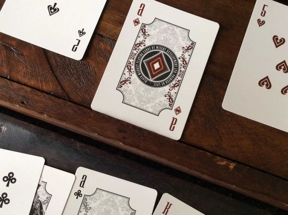 Baralho de Cartas Zombie, Tzarovka, Veteran e Red Bar