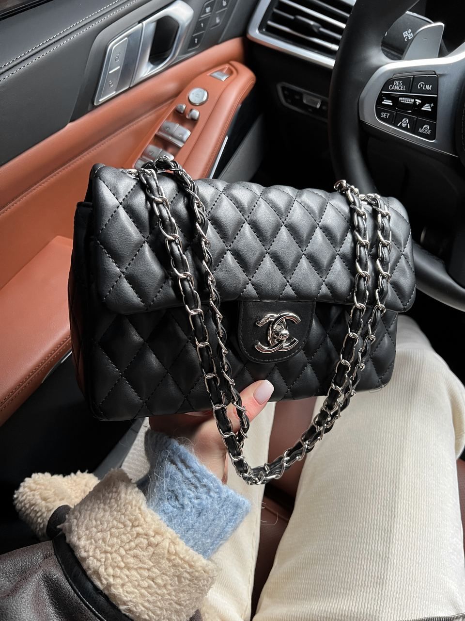 Chanel Black / Chanel Black Silver