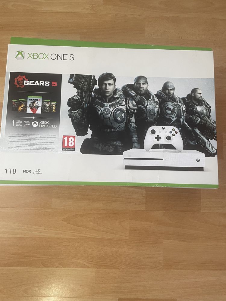 XBOX one s biały 1TB  + gry 9 sztuk