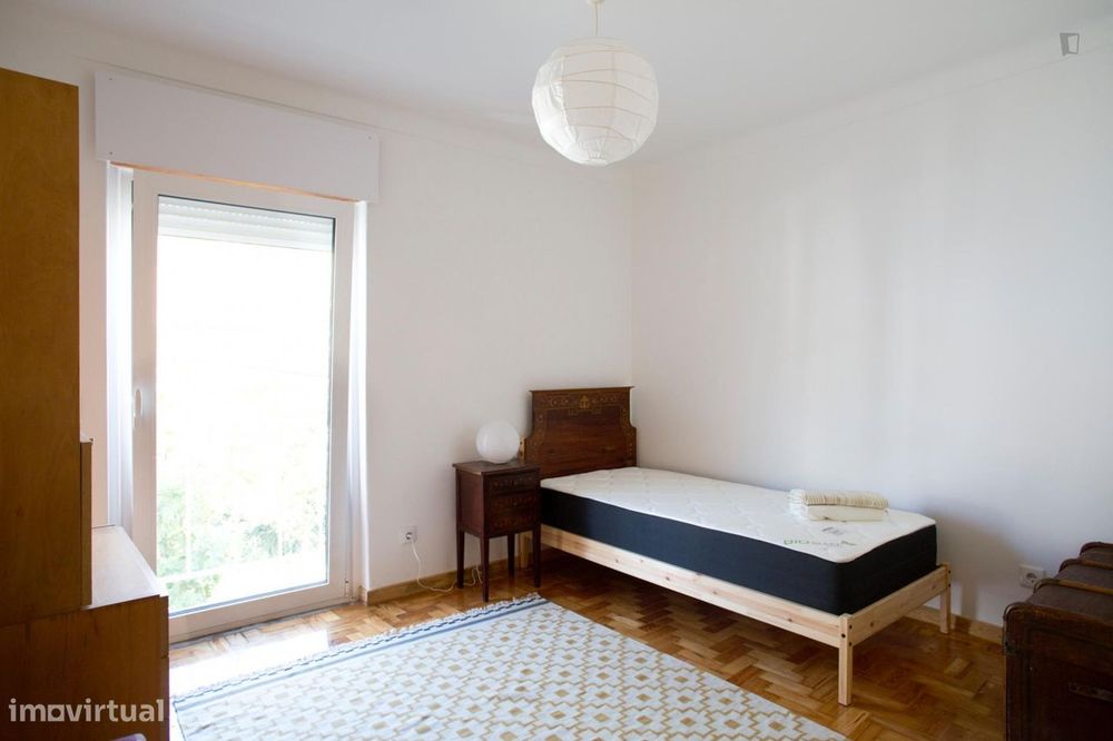 154297 - Quarto com cama de solteiro em casa...