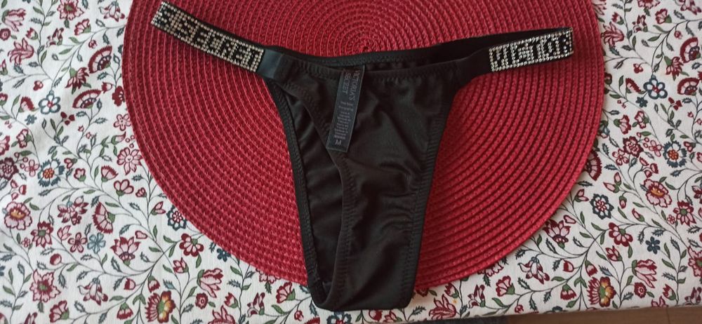 Majtki damskie Stringi Victoria's Secret r. M