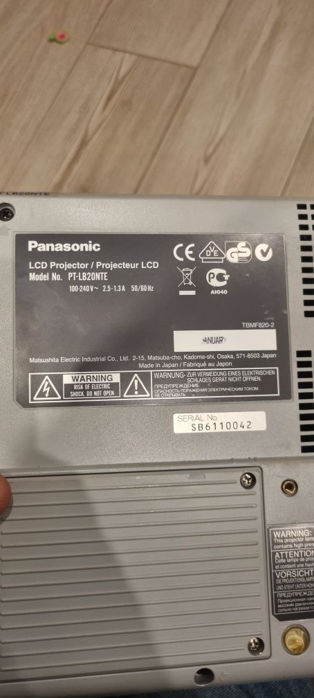 Projetor Panasonic PT-LB20NTE