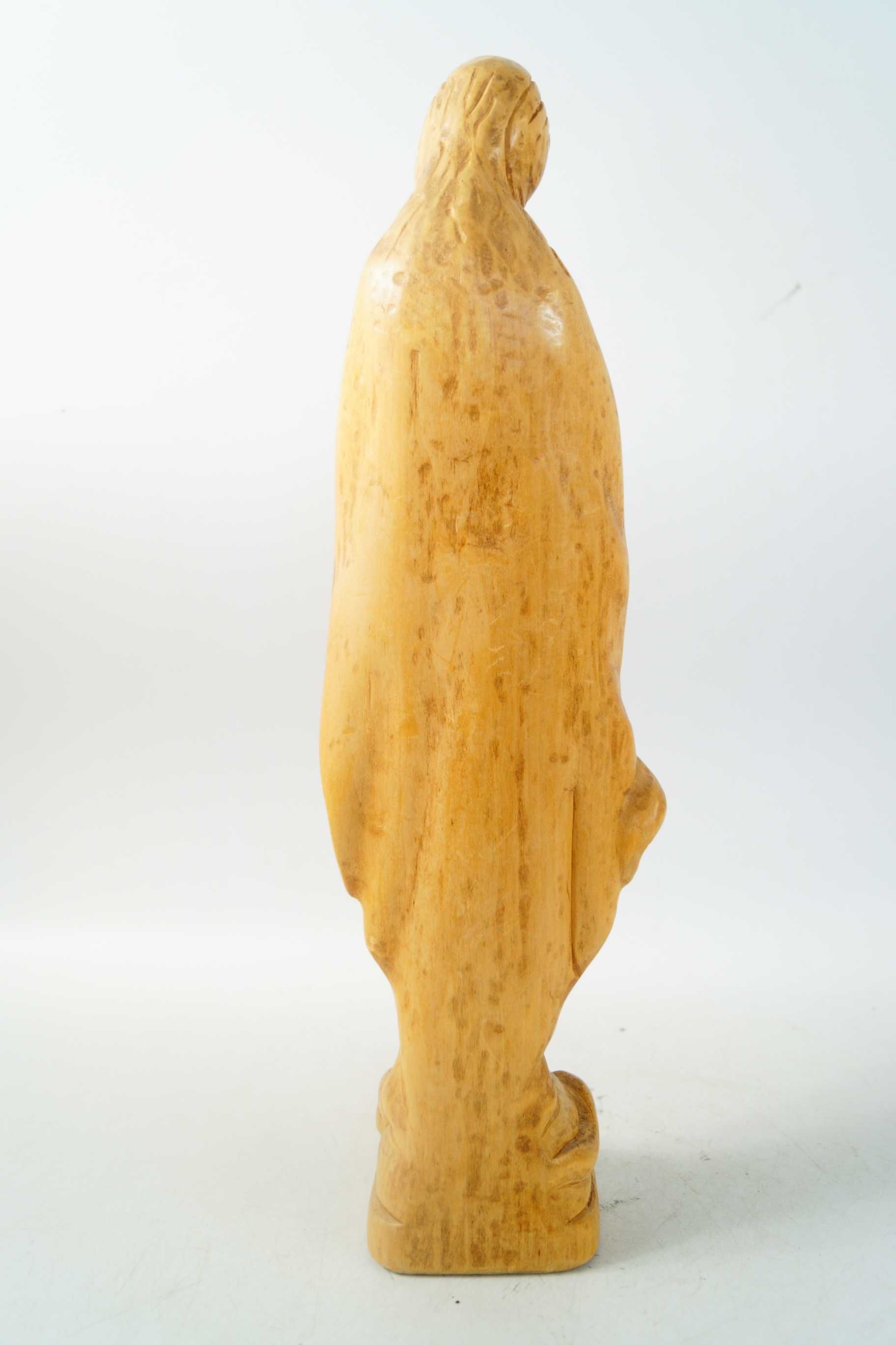 Madonna rzeźba drewniana figura