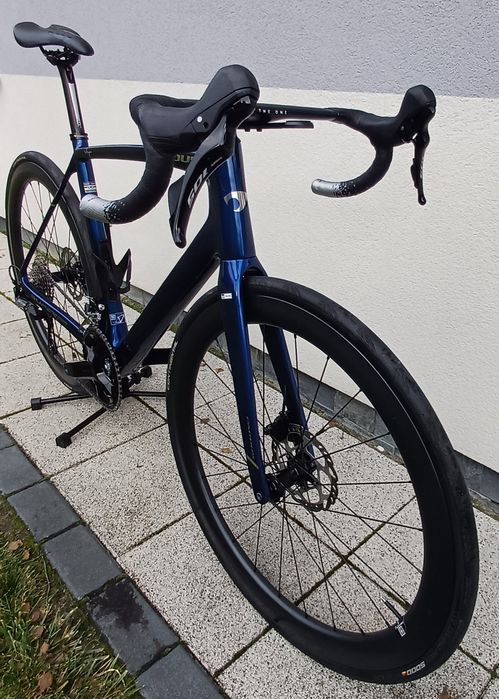 Rower szosowy Pardus disc full karbon,r2025 Shimano
105 r7100/2/12 r.