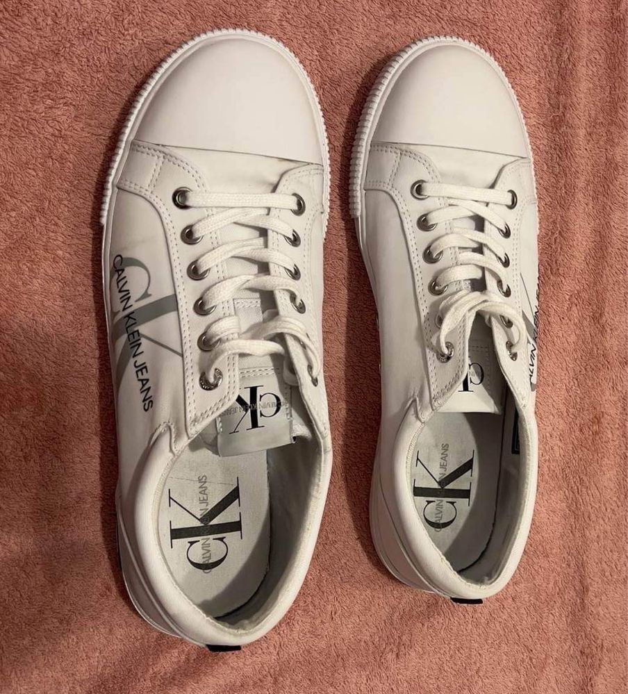 Sneaker Calvin Klein rozmiar 41,wkładka 26 cm