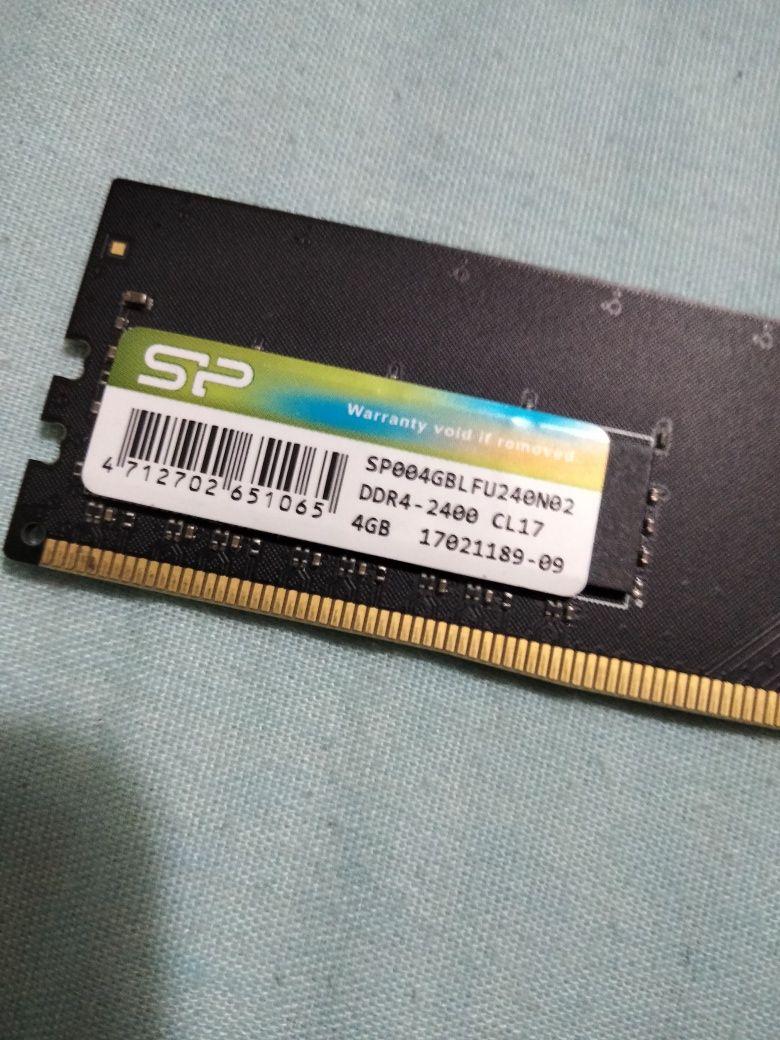 Memória RAM 4 GB DDR4 2400mhz