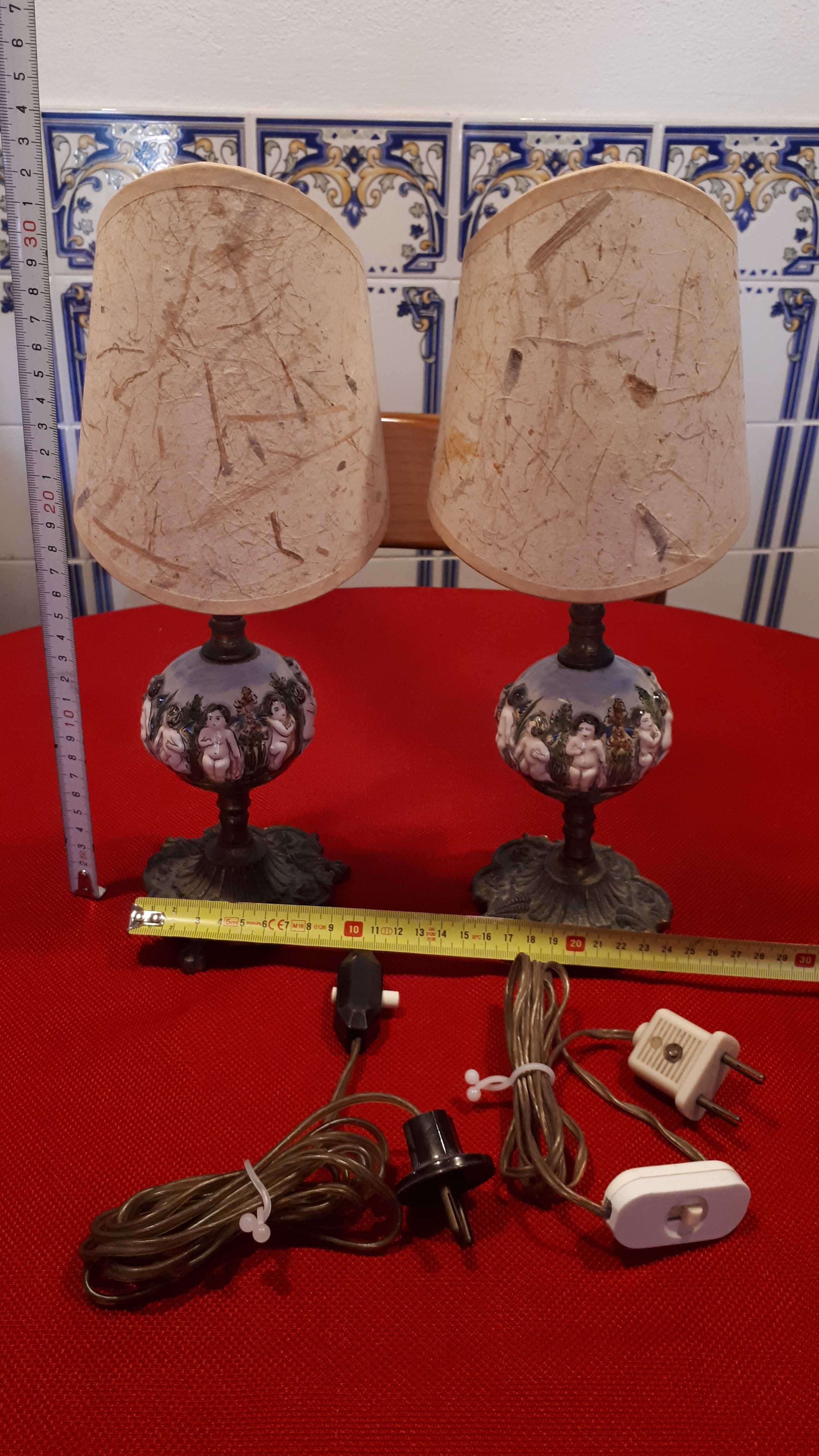 Candeeiros de mesa antigos
