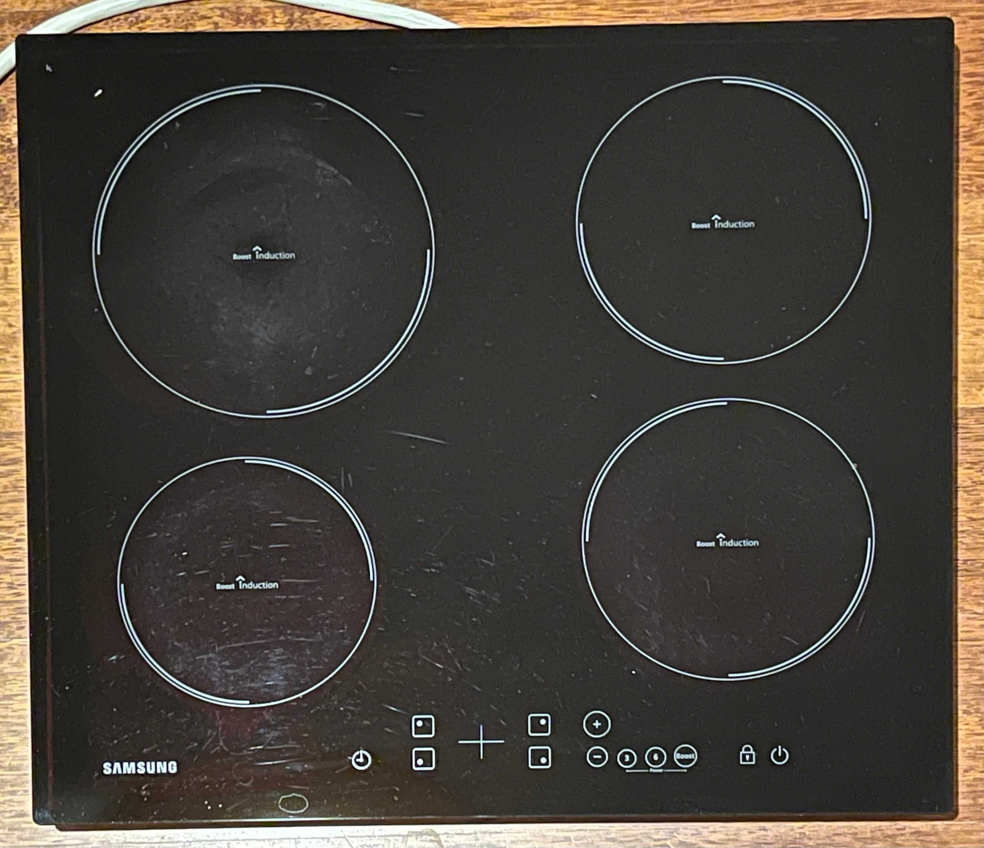 Szyba do płyty indukcyjnej Samsung CTN364E004, uszkodzona kuchenka