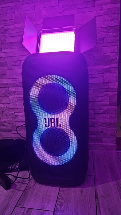 Wynajem JBL nagłośnienie imprezowe. Głośnik PARTYBOX 320 + akcesoria