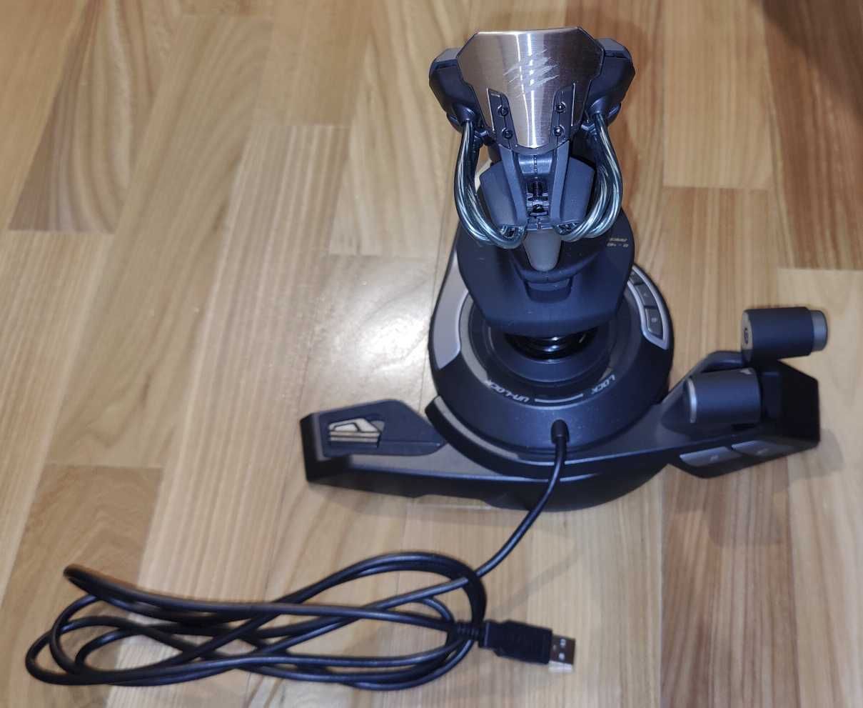 Joystick - Saitek Mad Catz F.L.Y. 5