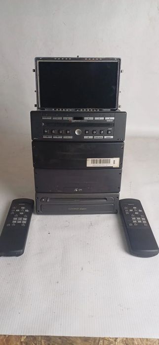 Renault Radio Cabasse auditorium tronic Nawigacja Tuner Wyświetlacz Pilot GPS