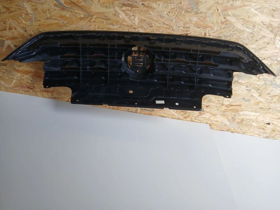 vw t cross 2gm 2019- atrapa grill przód 2gm853651