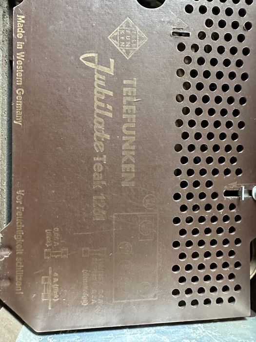 Radio Vintage Telefunken Jubilate Teak 1261