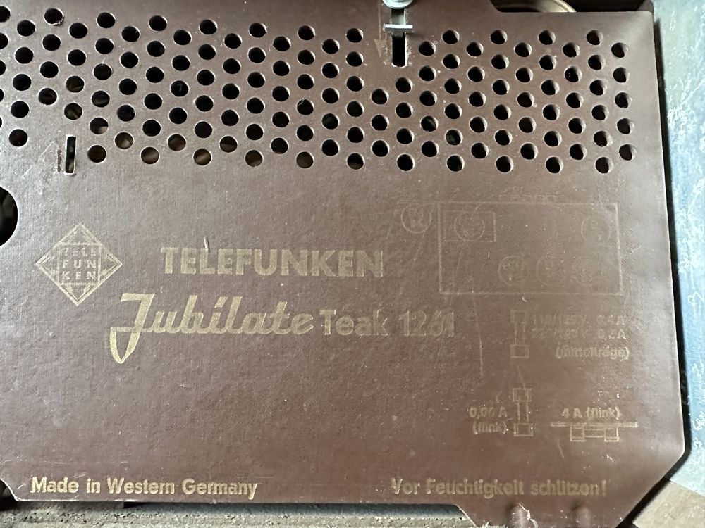 Radio Vintage Telefunken Jubilate Teak 1261