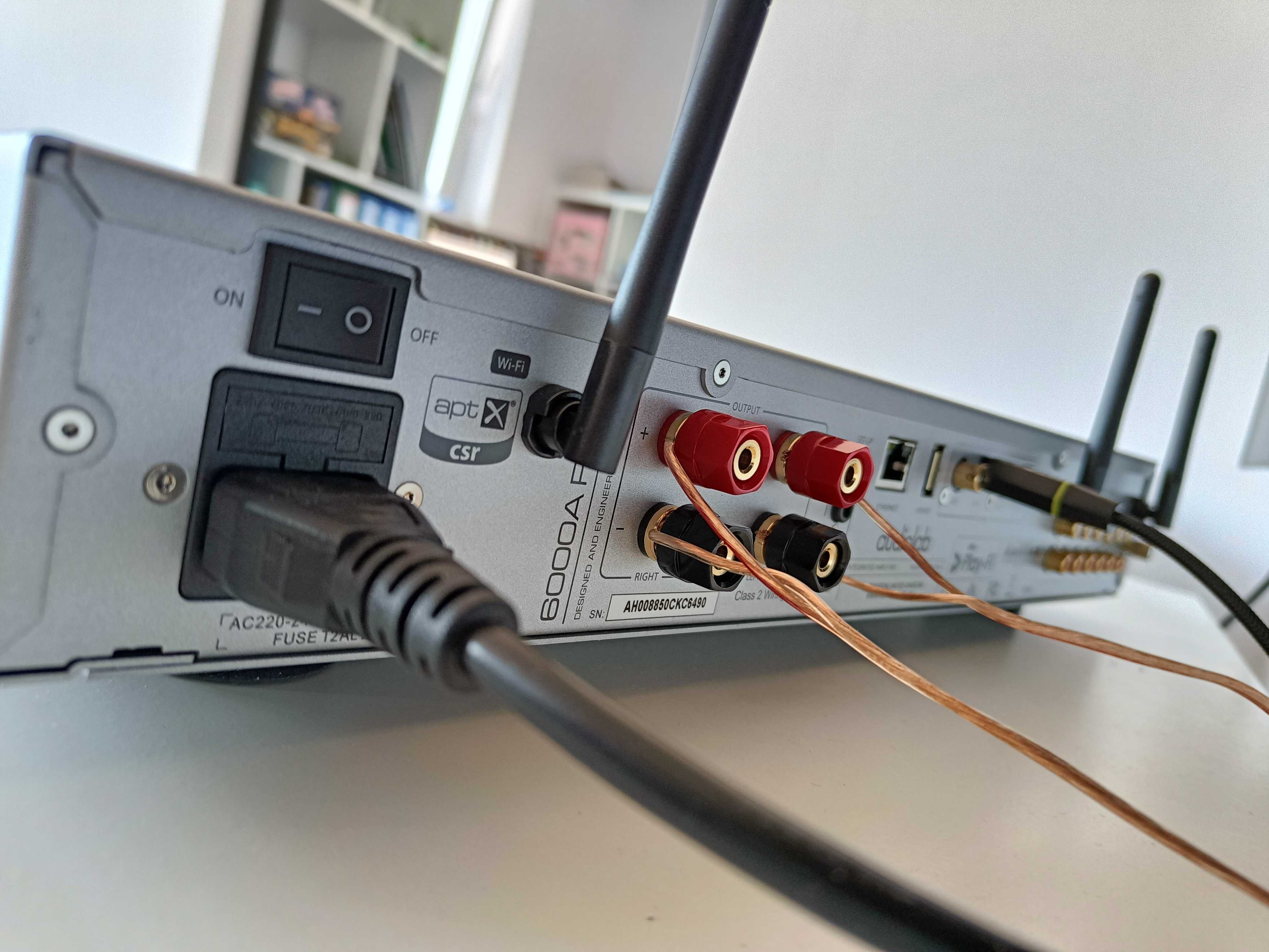 Wzmacniacz i streamer 2w1 Audiolab 6000A Play - stan igła