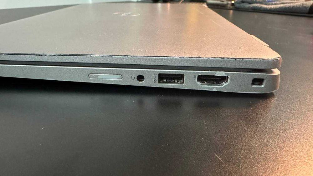 Сенсорний ноутбук Dell Latitude 5320 (core i7/ 16GB/ 256GB)